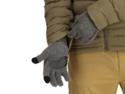 Simms Wool Finger Glove -Cheap Fishing Shop simms steel woolfingerglove modelright 51 99 sim 10010